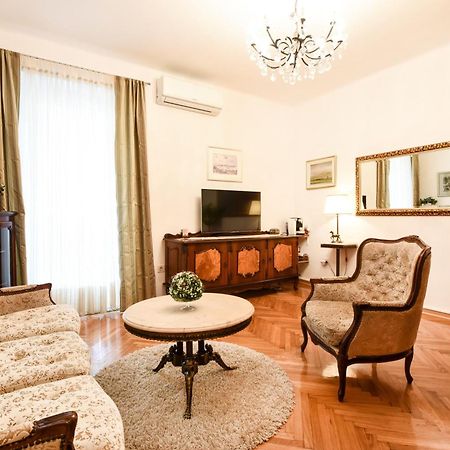 Central Palace Apartment Задар Экстерьер фото